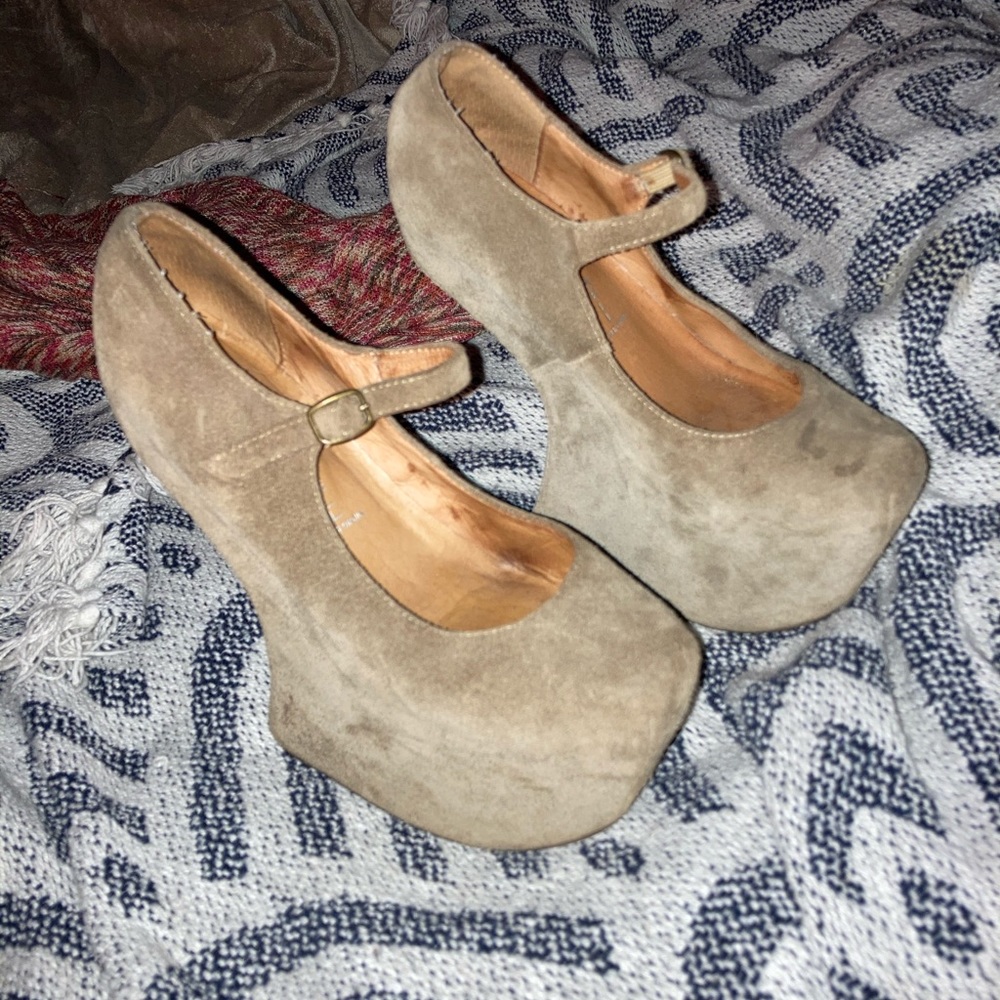 JC Night Walker Mary Janes